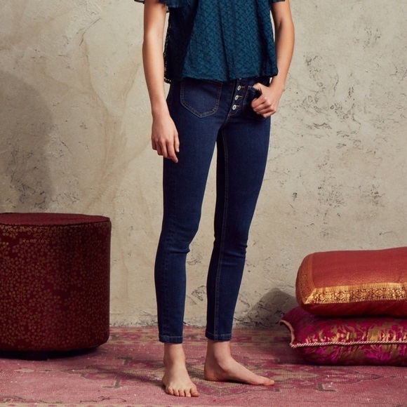 NEW TULAROSA x REVOLVE Nora Button Fly High Rise Jean Monserrat, Size 27 - Picture 3 of 11